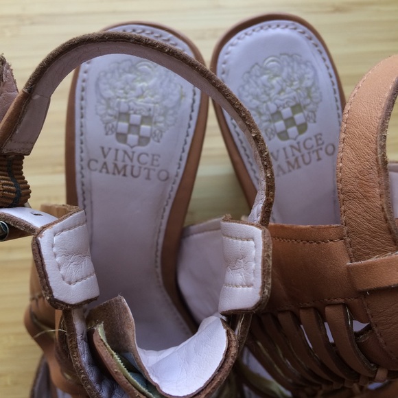 🟣 2/$10 Vince Camuto Effel Sandal - Fudge (4.5) - Picture 9 of 12